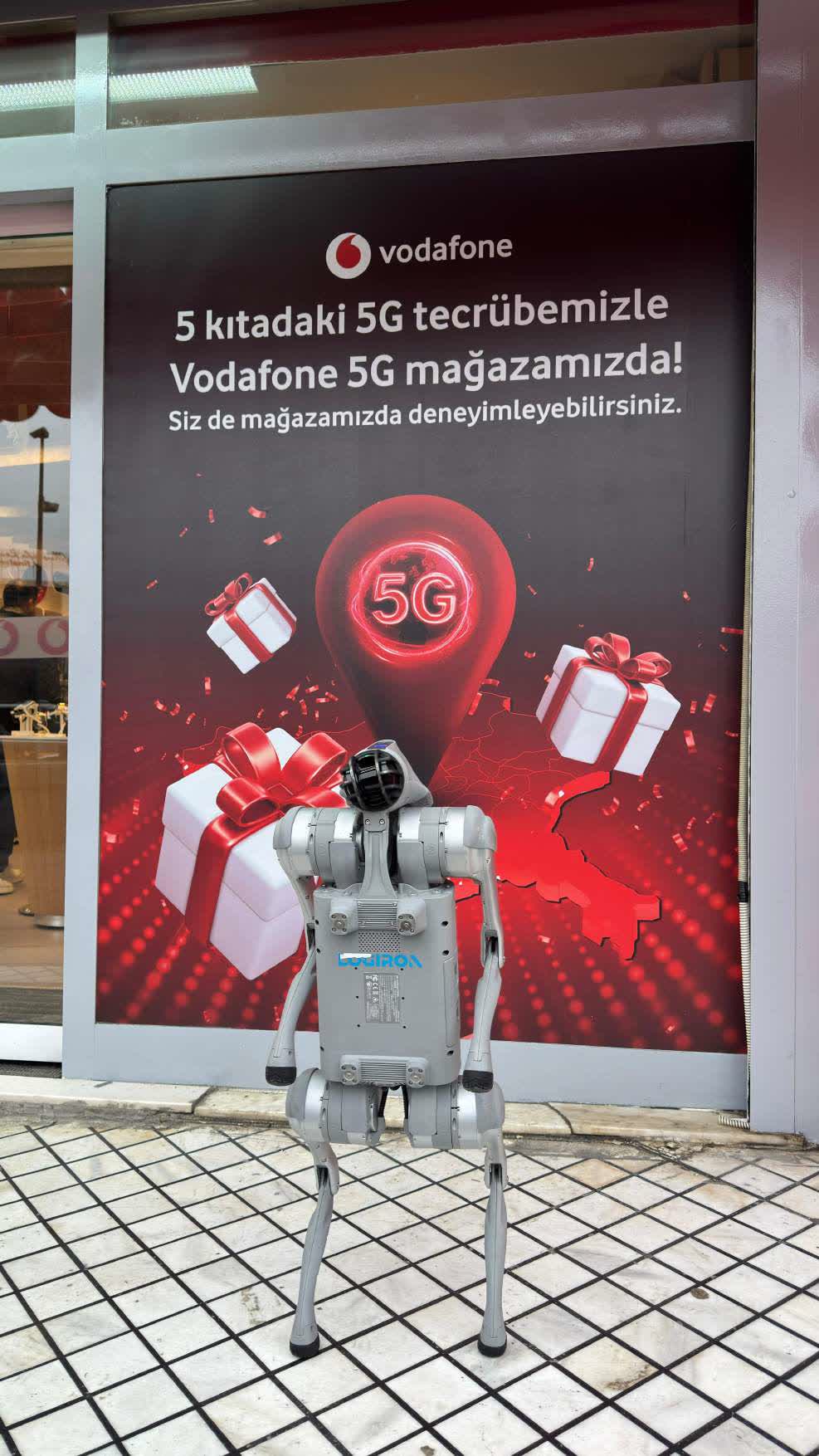 Vodafone Mağaza Açılış - 1